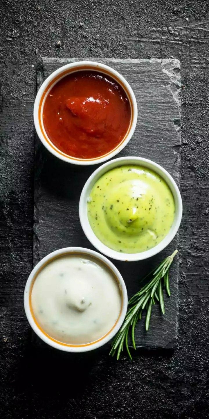 Best Dips & Sauces for House Parties: Serve Flavours Your Guests Will Remember